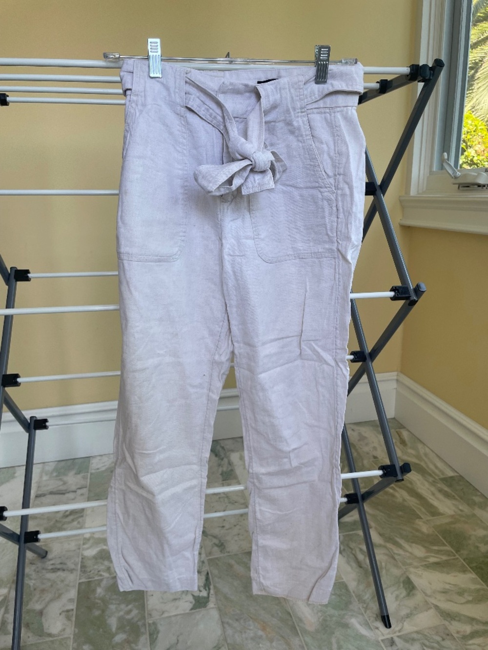Banana Republic Khaki Pants with Belt Bow, 00, Petite